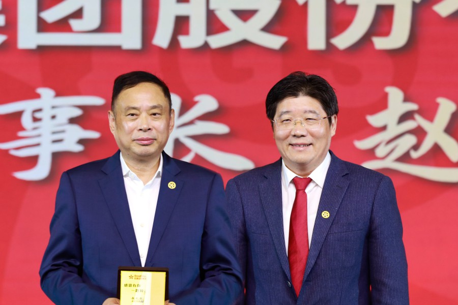 169957863985105292EC.jpg _19A2987-2.jpg